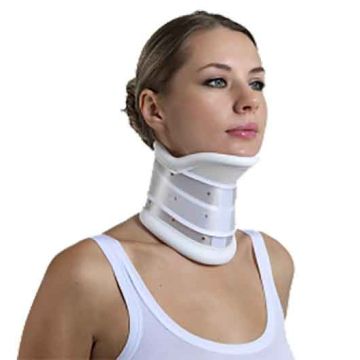 COLLARE C3RIGIDO CON MENTONIERA | DR. GIBAUD - Ortho COLLARE C3RIGIDO CON MENTONIERA | DR. GIBAUD - Ortho